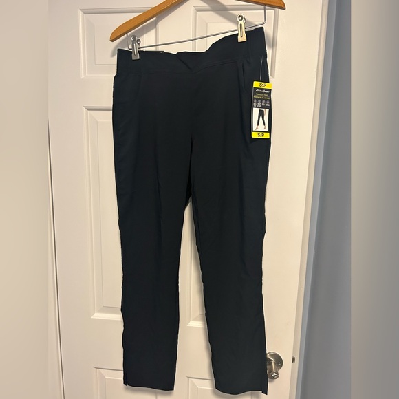 Eddie Bauer Ladies Traveler Pant - Picture 4 of 8